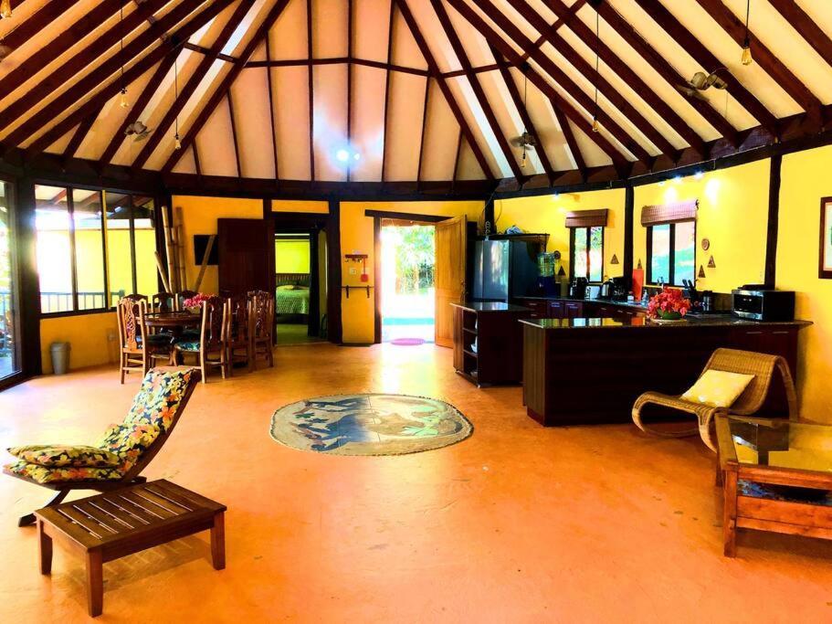 Villa Del Idaan Bocas del Toro Exteriör bild